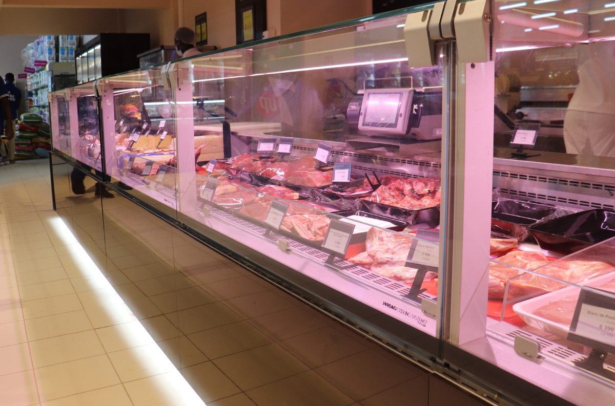 Expositores verticais FUTURO 2 da JORDÃO. | JORDAO's FUTURO 2 multidecks | Vitrines murales FUTURO 2 | Murales FUTURO da JORDÃO